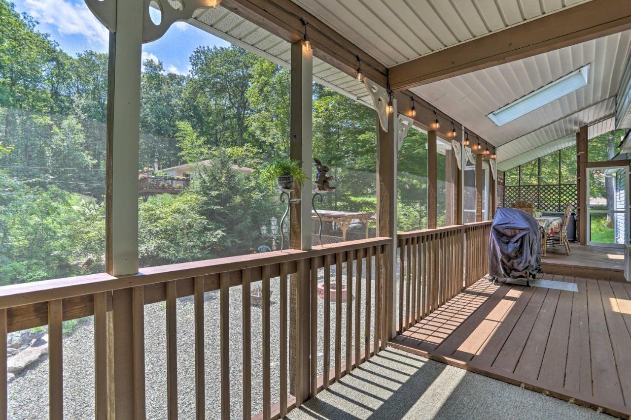 Henryville Home With Hot Tub About 5 Mi To Camelback! Extérieur photo