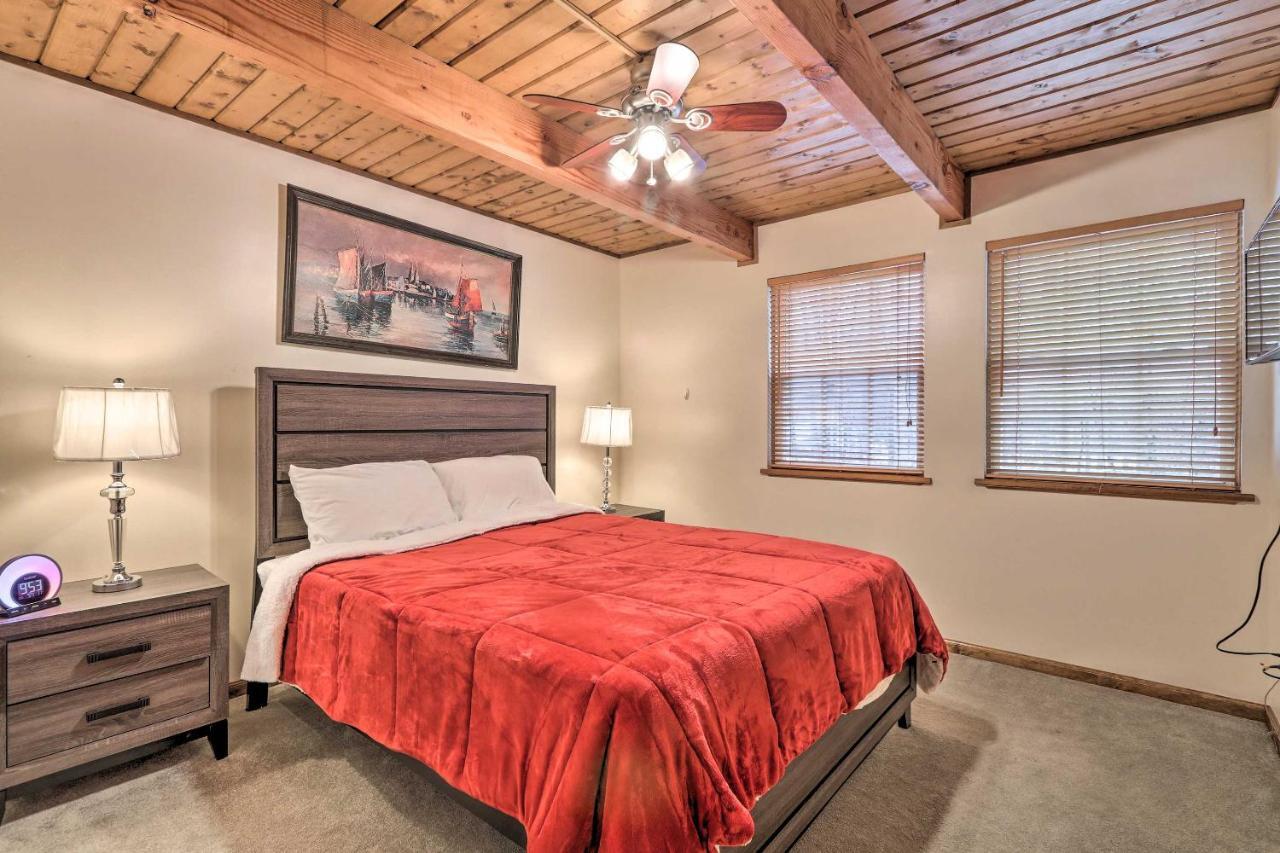 Henryville Home With Hot Tub About 5 Mi To Camelback! Extérieur photo